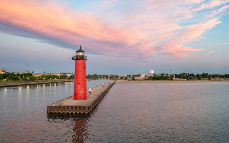 Attractions in Kenosha, cheap Attractions in Kenosha, what can i do for Attractions in Kenosha, what are the Attractions in Kenosha