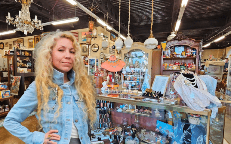 shopping in Kenosha, shop local in Kenosha, local shopping in Kenosha