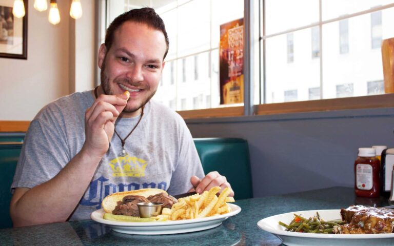 find food in Kenosha, find the best food in Kenosha, find food in Kenosha WI