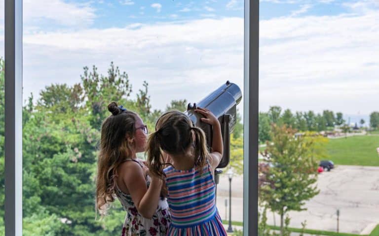 Top Things to do in Kenosha, downtown Kenosha attractions, Kenosha Lake Michigan activities